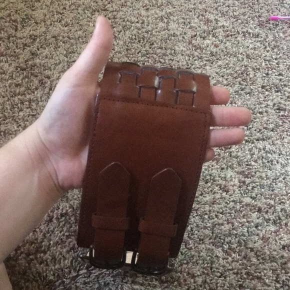 Wide Waist Belt - Picture 3 of 3